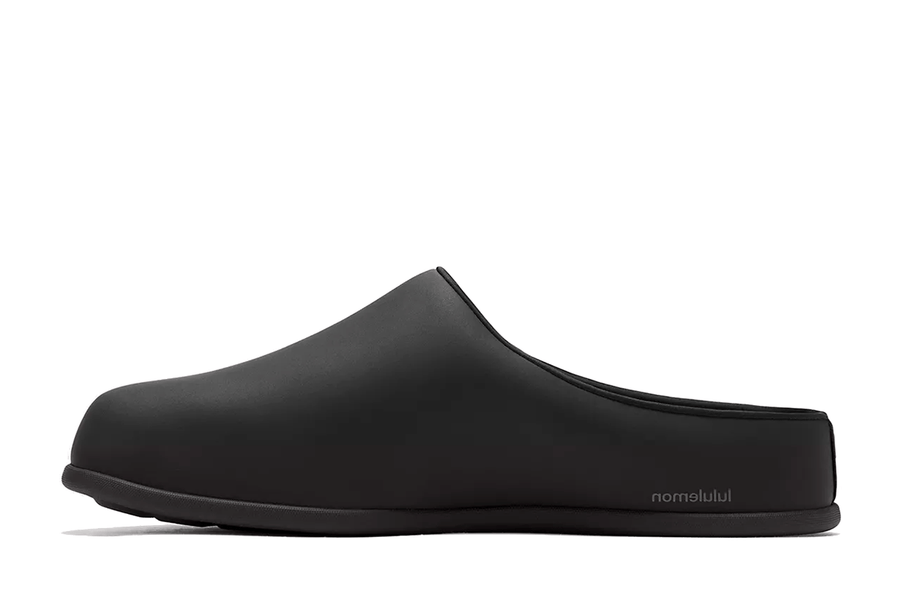 Vista lateral Mule Lululemon SwayDay Black Preto