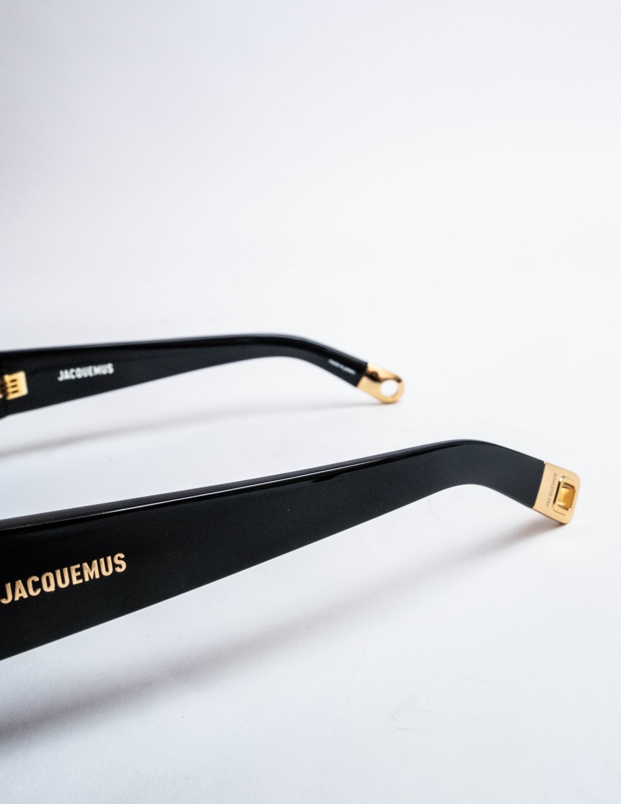 Óculos de Sol Jacquemus JAC4C1SUN Preto - Jacquemus - JAC4C1SUN