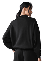 Vista lateral Pullover Alo Yoga Accolade 1/4 Zip Preto