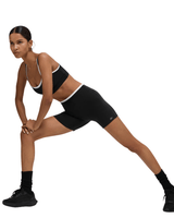 Vista traseira Short Alo Yoga 5