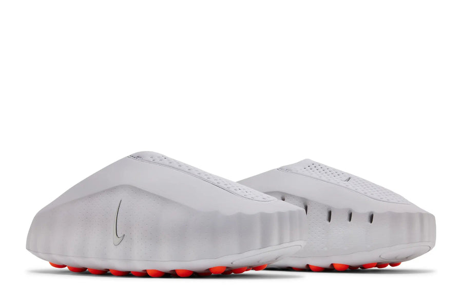 Chinelo Slide Nike Mind 001 Light Smoke Grey Cinza por R$ 3.199,99 Chinelo Slide Nike Mind 001 Light Smoke Grey Cinza por R$ 3.199,99