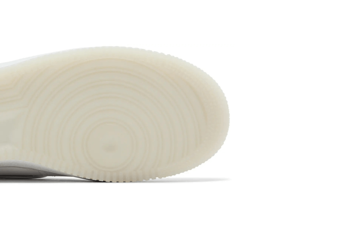 Tênis A Ma Maniére x Air Force 1 Low 'Triple White' Branco - Nike - HF4084 100 - 1