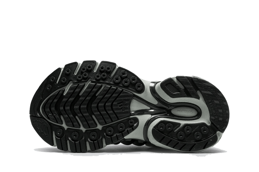 Vista frontal do Adidas Adidas Adistar Jellyfish Pharrell Williams Solid Grey Black mostrando biqueira e costuras