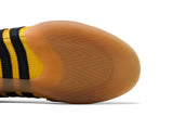 Vista superior do Adidas Adidas Ballerina Bad Bunny Bold Gold mostrando abertura, lingueta e cadarços