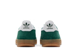 Vista superior do Adidas adidas Gazelle Indoor Collegiate Green mostrando abertura, lingueta e cadarços