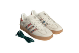 Vista frontal do Adidas Adidas Gazelle Indoor Liberty London Floral Embroidery Stripes Multi-Color mostrando biqueira e costuras