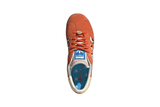 Vista frontal do Adidas Adidas Gazelle R Disney Pixar Toy Story mostrando biqueira e costuras