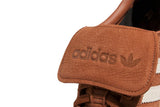 Vista do solado do Adidas Adidas Handball Spezial LT Preloved Brown Cream White mostrando padrão de tração e tecnologia de amortecimento