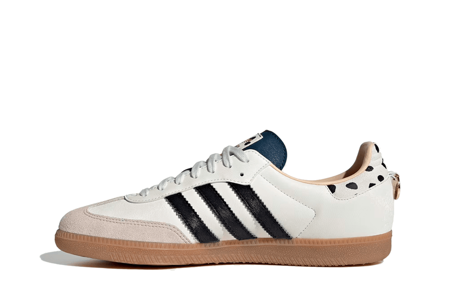Vista lateral do Adidas Adidas Samba Disney 101 Dalmatians Penny mostrando design do cabedal e logo da marca