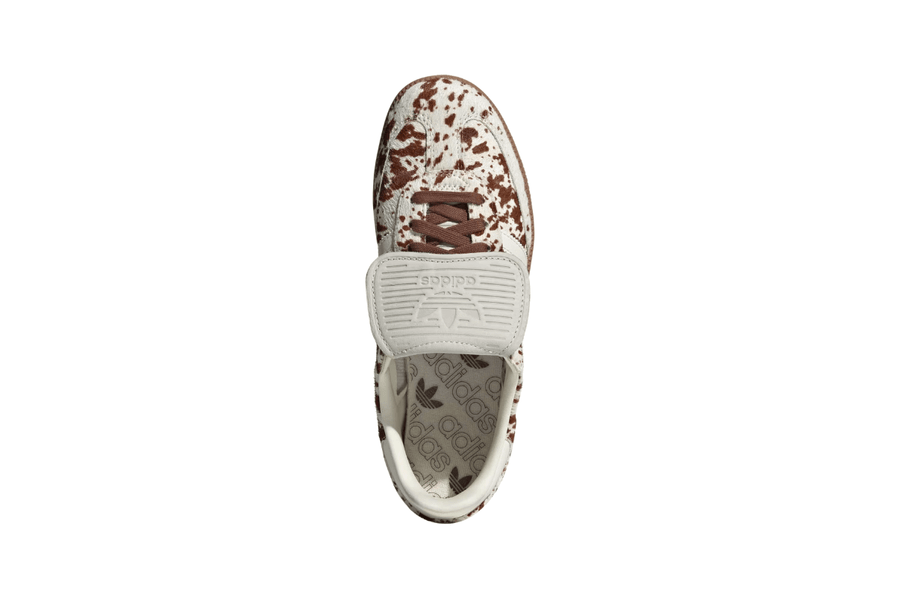 Vista frontal do Adidas Adidas Samba LT Cow Print Brown White mostrando biqueira e costuras