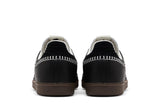 Vista superior do Adidas adidas Samba Og Dia de Muertos Pack Black mostrando abertura, lingueta e cadarços