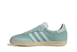 Vista lateral do Adidas Adidas Samba OG Hazy Green Sky Tint mostrando design do cabedal e logo da marca