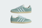 Vista na caixa do Adidas Adidas Samba OG Hazy Green Sky Tint mostrando embalagem original da marca