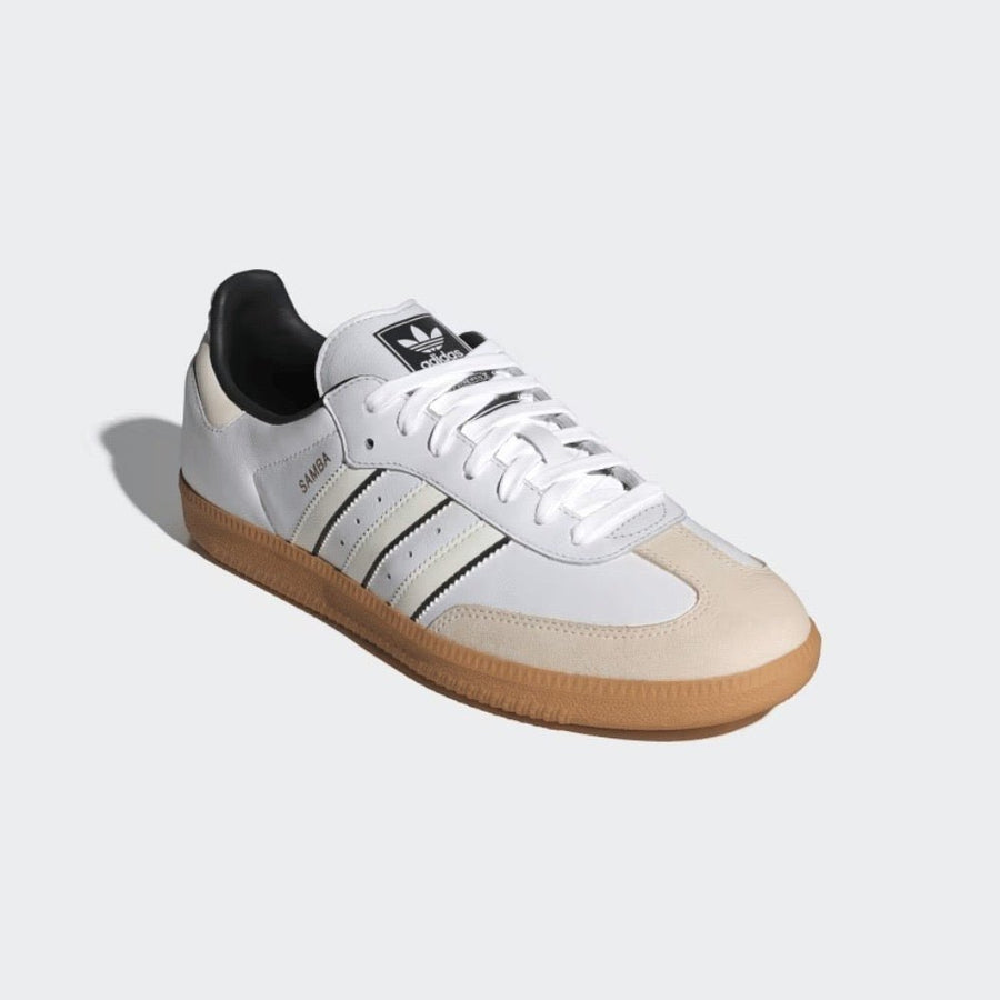 Vista traseira do Adidas adidas Samba Og Off White Core Black mostrando calcanheira e detalhes do solado