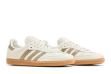 Vista traseira do Adidas adidas Samba Og Off White Cyber Metallic mostrando calcanheira e detalhes do solado