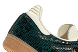 Vista em detalhe do Adidas Adidas Samba OG Snakeskin Collegiate Green mostrando textura do material e acabamento