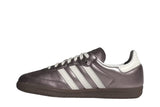 Vista lateral do Adidas adidas Samba Og Supplier Colour Off White Gum mostrando design do cabedal e logo da marca