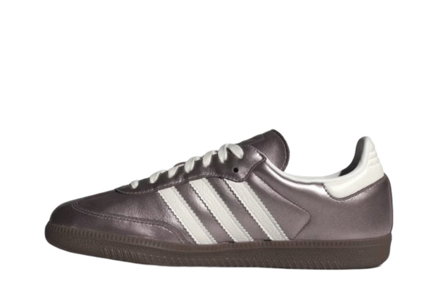 Vista lateral do Adidas adidas Samba Og Supplier Colour Off White Gum mostrando design do cabedal e logo da marca