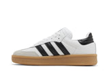 Vista lateral do Adidas adidas Samba XLG Cloud White mostrando design do cabedal e logo da marca