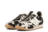 Vista lateral do Adidas adidas SL 72 Og Cow Print mostrando design do cabedal e logo da marca