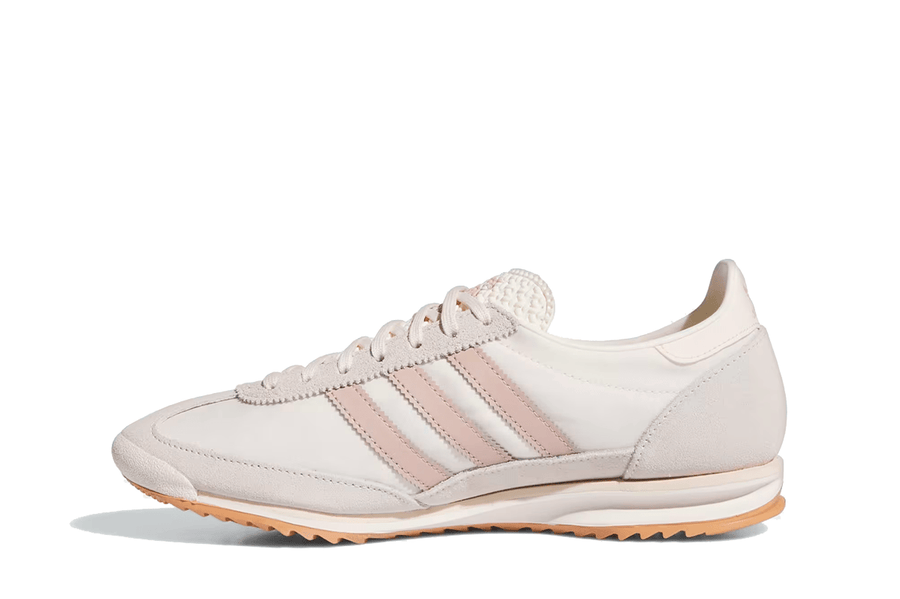 Vista lateral do Adidas Adidas SL 72 OG Off White Wonder Taupe Wonder White mostrando design do cabedal e logo da marca
