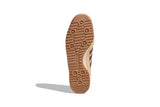 Vista frontal do Adidas Adidas SL 72 OG Sand Strata Preloved Brown Cream White mostrando biqueira e costuras