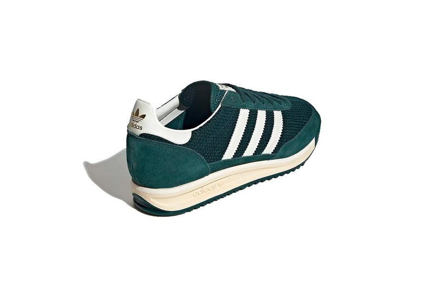 Vista superior do Adidas Adidas SL 72 RS Aurora Ivy Off White mostrando abertura, lingueta e cadarços