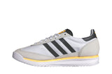 Vista lateral do Adidas adidas SL 72 RS Cloud White Core Black Spark mostrando design do cabedal e logo da marca