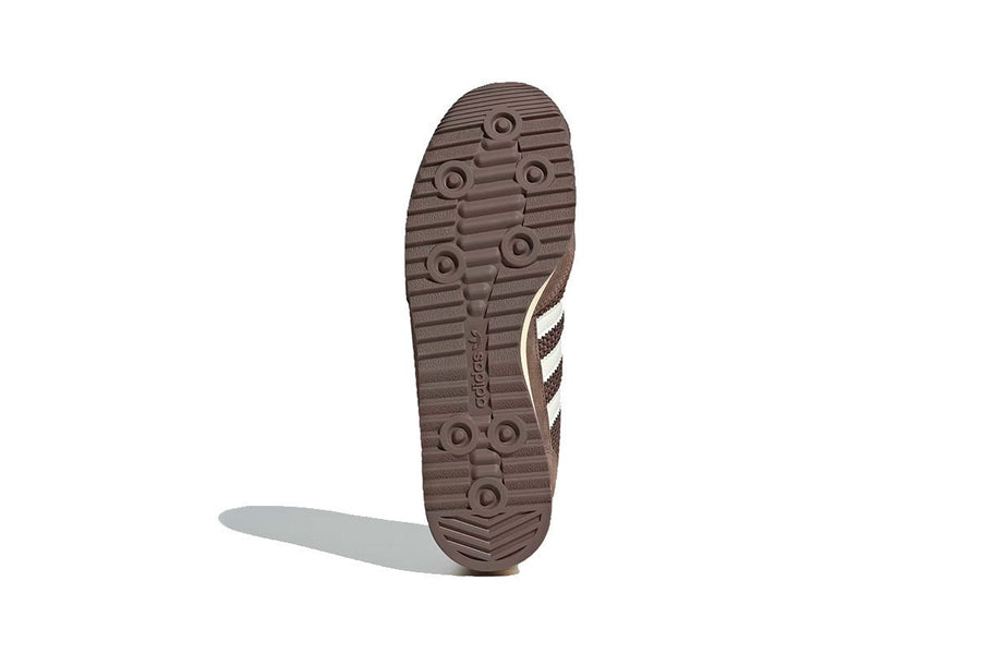 Vista em detalhe do Adidas Adidas SL 72 RS Earth Strata Warm Vanilla mostrando textura do material e acabamento