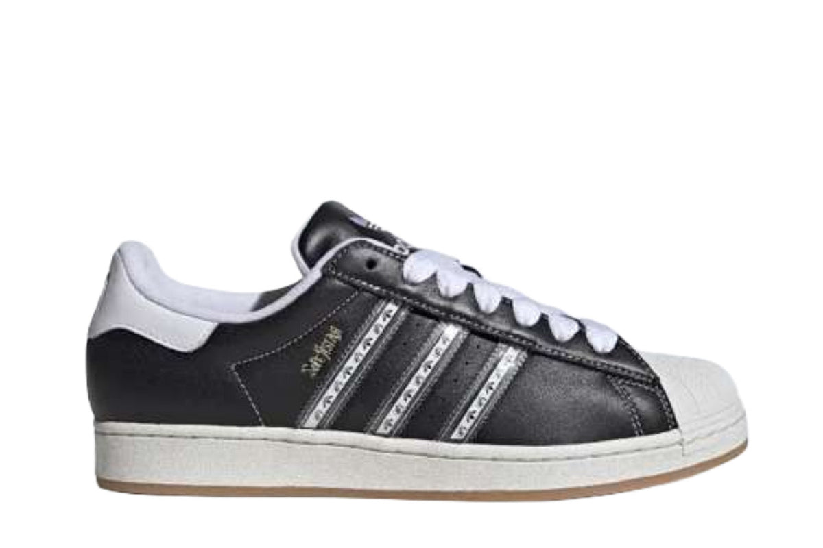 Tênis adidas Superstar x Korn 30th Anniversary Preto por R$ 1.999,99 em até  10x