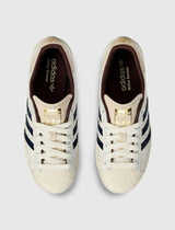 Vista superior do Adidas Adidas Superstar x Wales Bonner Croc Wonder White mostrando abertura, lingueta e cadarços