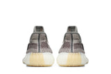 Vista superior do Yeezy adidas Yeezy Boost 350 V2 Zyon mostrando abertura, lingueta e cadarços
