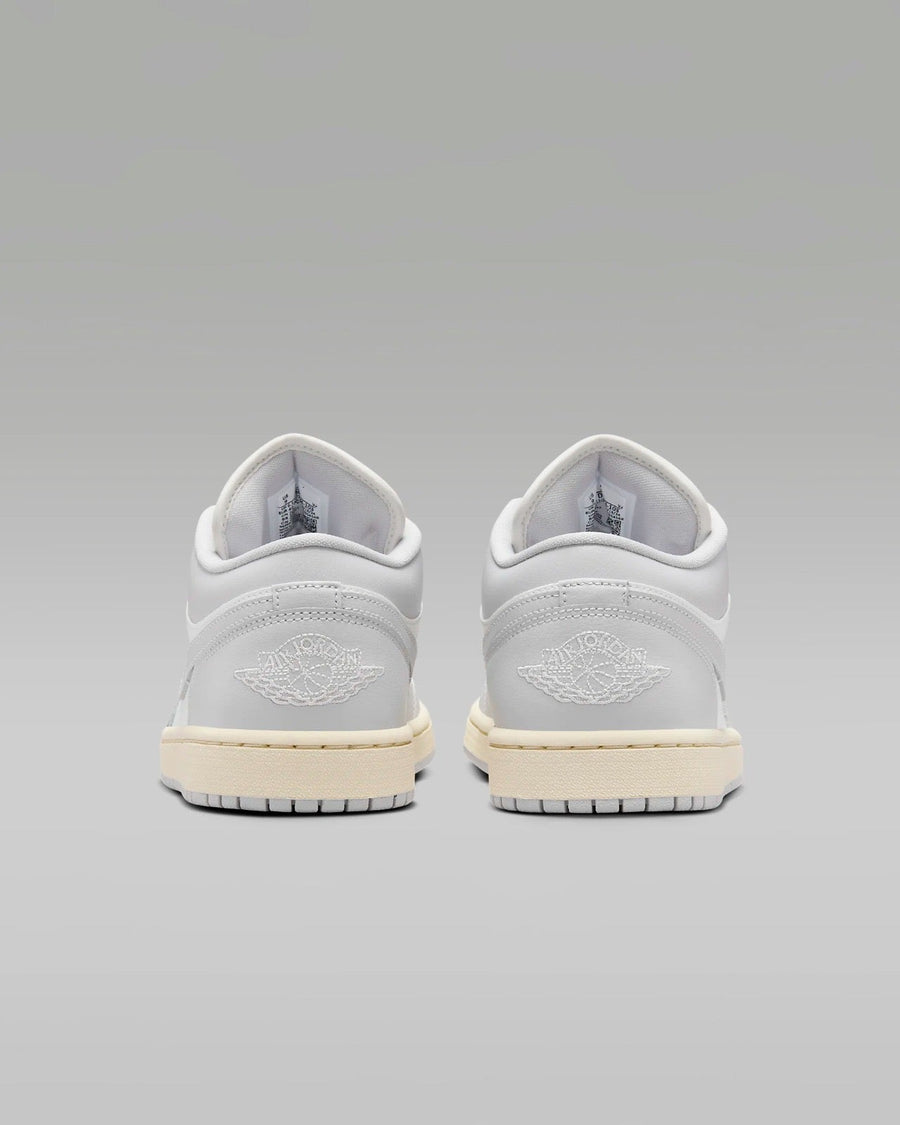 Tênis Air Jordan 1 Low Neutral Grey Coconut Milk Cinza - Jordan - DC0774103