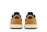 Vista superior do Jordan Nike Air Jordan 1 Low Og Rookie of Year mostrando abertura, lingueta e cadarços