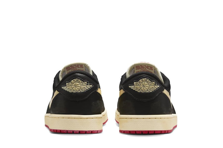 Vista frontal do Jordan Nike Air Jordan 1 Low OG x Nigel Sylvester Better With Time mostrando biqueira e costuras