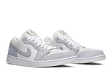 Vista frontal do Jordan Nike Air Jordan 1 Low Paris mostrando biqueira e costuras