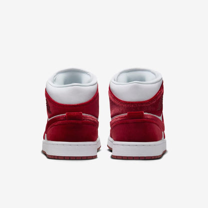 Tênis Air Jordan 1 Mid SE Red Velvet Vermelho - Jordan - FZ3334100