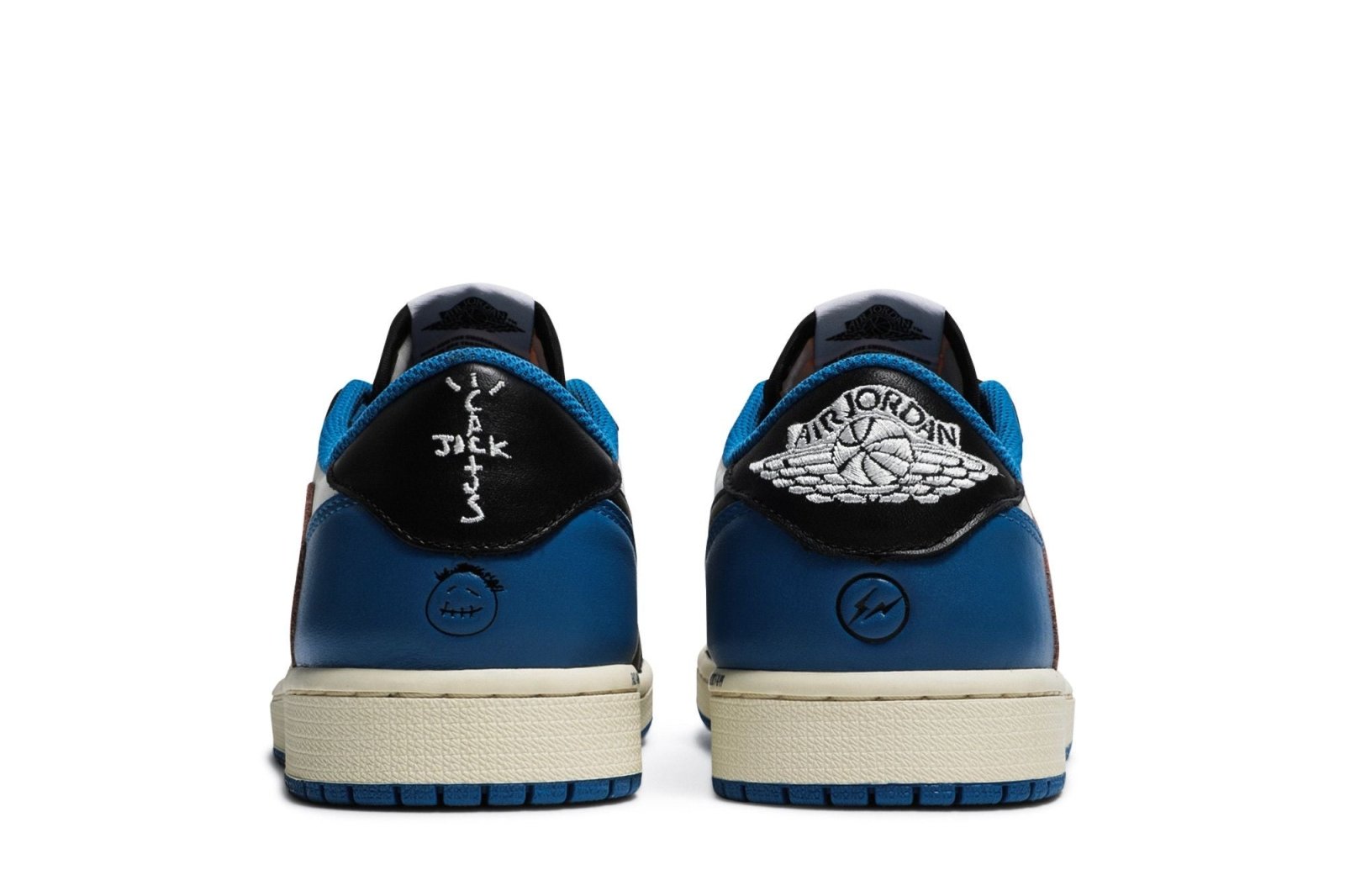 Tênis Air Jordan 1 Retro Low Fragment Design x Travis Scott Couro Branco Preto Azul - Jordan - DM7866 140