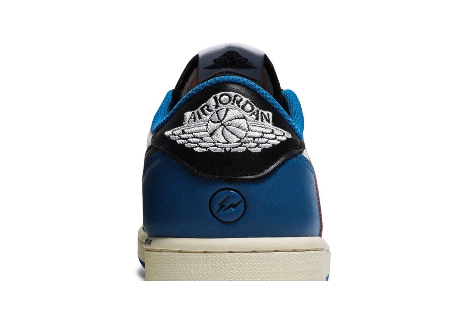 Tênis Air Jordan 1 Retro Low Fragment Design x Travis Scott Couro Branco Preto Azul - Jordan - DM7866 140