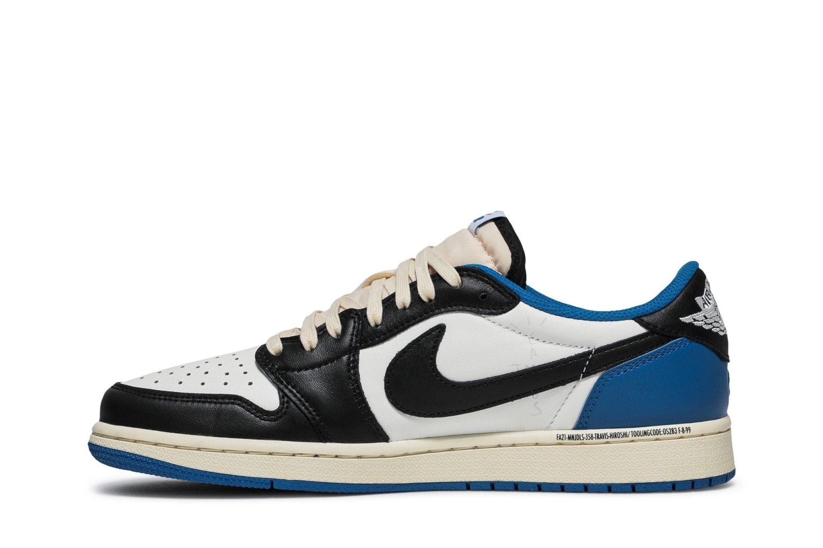 Tênis Air Jordan 1 Retro Low Fragment Design x Travis Scott Couro Branco Preto Azul - Jordan - DM7866 140