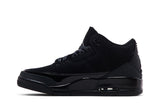Vista lateral do Jordan Nike Air Jordan 3 Retro Black Cat mostrando design do cabedal e logo da marca