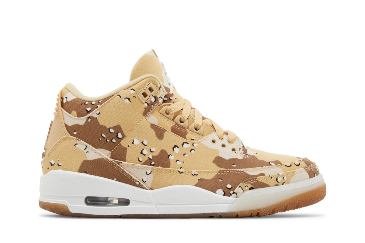Tênis Nike Air Jordan 3 Retro x WNBA Desert Camo Bege