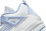 Vista traseira do Jordan Nike Air Jordan 4 Retro Forget Me Not mostrando calcanheira e detalhes do solado