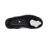 Vista traseira do Jordan Nike Air Jordan 4 Retro White Thunder mostrando calcanheira e detalhes do solado