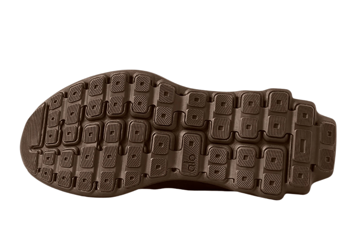 Tênis Alo Yoga ALO Runner Espresso Marrom - Alo Yoga - a0590u_04 - 1