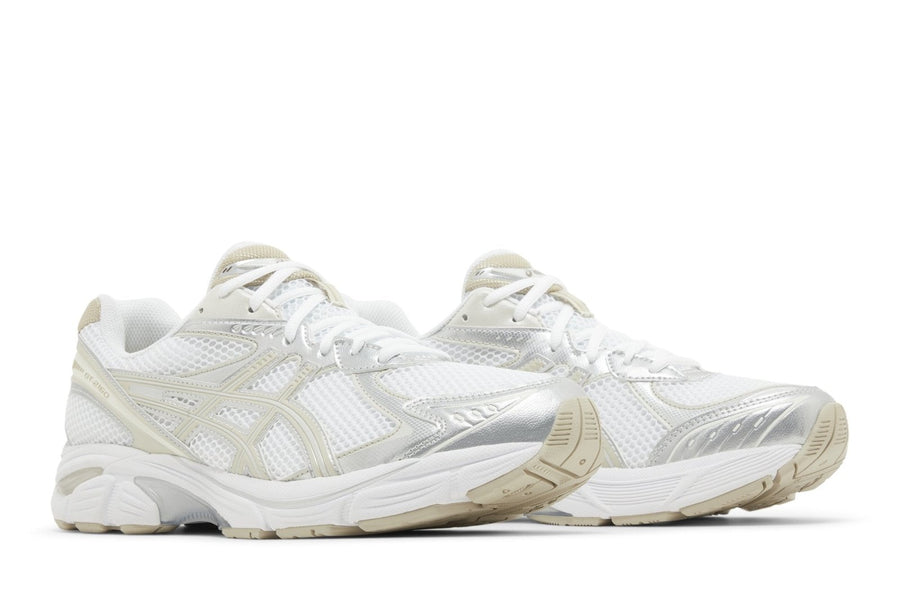 Vista frontal do Asics Asics GT-2160 White Putty mostrando biqueira e costuras