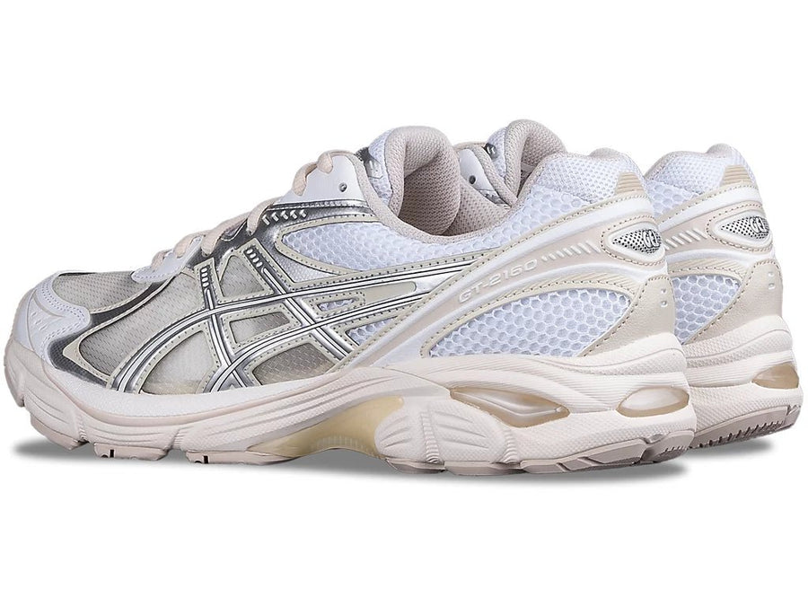 Vista superior do Asics Asics GT-2160 x Above the Clouds White Pure Silver mostrando abertura, lingueta e cadarços