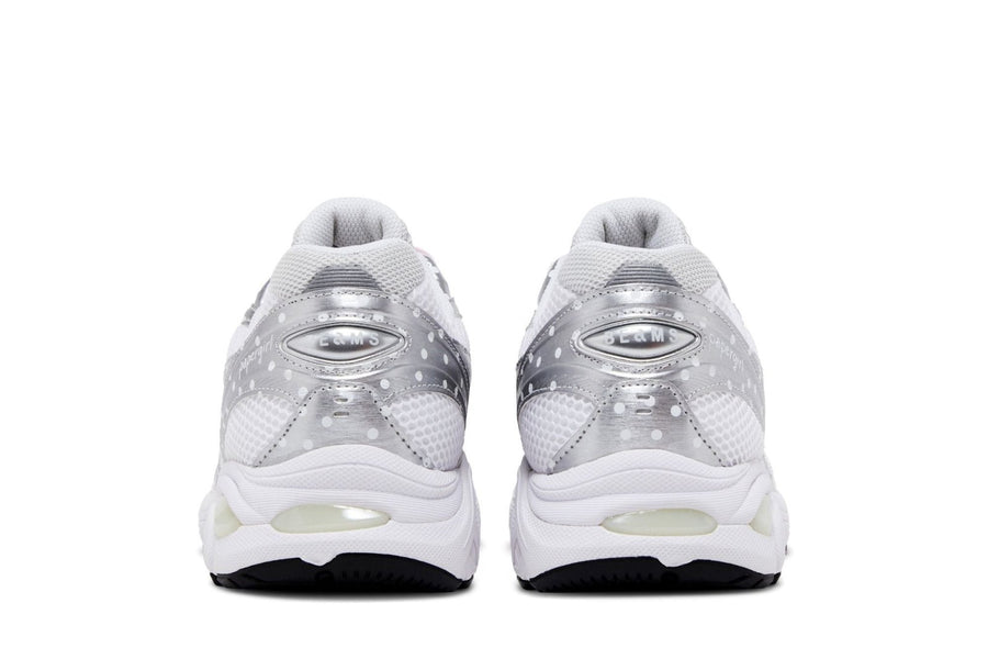 Vista superior do Asics Asics GT-2160 x PaperGirl Beams White Silver mostrando abertura, lingueta e cadarços