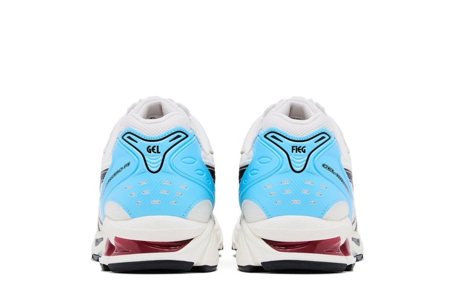 Vista superior do ASICS ASICS Marvel vs. Capcom x Kith x ASICS Gel Kayano 14 Ryu mostrando abertura, lingueta e cadarços