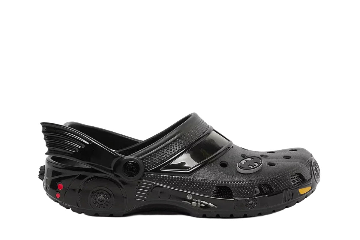 Tênis Crocs Classic Clog x Batman Batmobile Preto - Crocs - 210219001